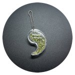 画像1: Wishingstone Charm-MAGATAMA/Peridot・ペリドット  / JAPAN MADE (1)