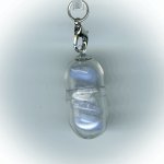 画像2: 34(友愛・Fellowship)；ブルーレースアゲート・BLUELACE AGATE／天然石お願いカプセルストラップ：日本製・JapanMade (2)