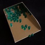画像2: グリーンカルセドニー(染色)/丸玉片穴4mmφ2個セット(サイズペアリング済) (2)