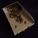 画像2: タイガーアイ/丸玉片穴4mmφ2個セット(サイズペアリング済) (2)