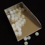 画像2: ホワイトカルセドニー/丸玉片穴4mmφ2個セット(サイズペアリング済) (2)
