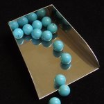 画像2: 合成ターコイス/丸玉片穴7.5mmφ2個セット(サイズペアリング済) (2)